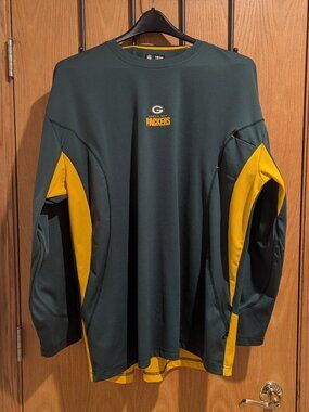 NFL Team Apparel Green Bay Packers Long Sleeve Training Shirt
